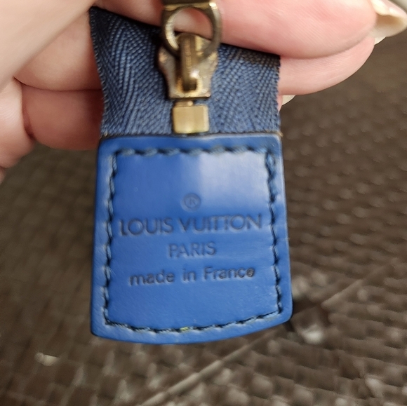 LOUIS VUITTON Epi Trousse Crete Clutch Bag Blue - Picture 6 of 16